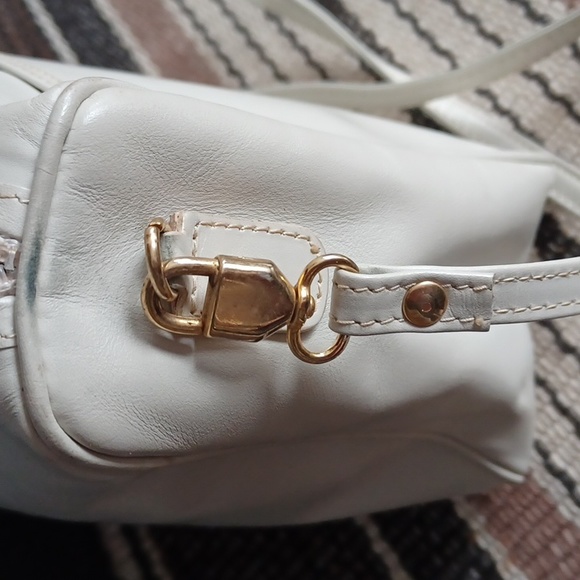 Vintage Ferragamo  crossbody - Picture 4 of 16